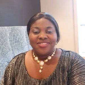 Meet your Posher, Bukola